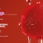 La bouche pleine de Rose Brunel