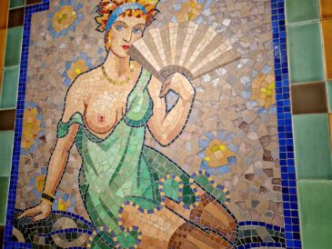 Fresque Aux belles Poules