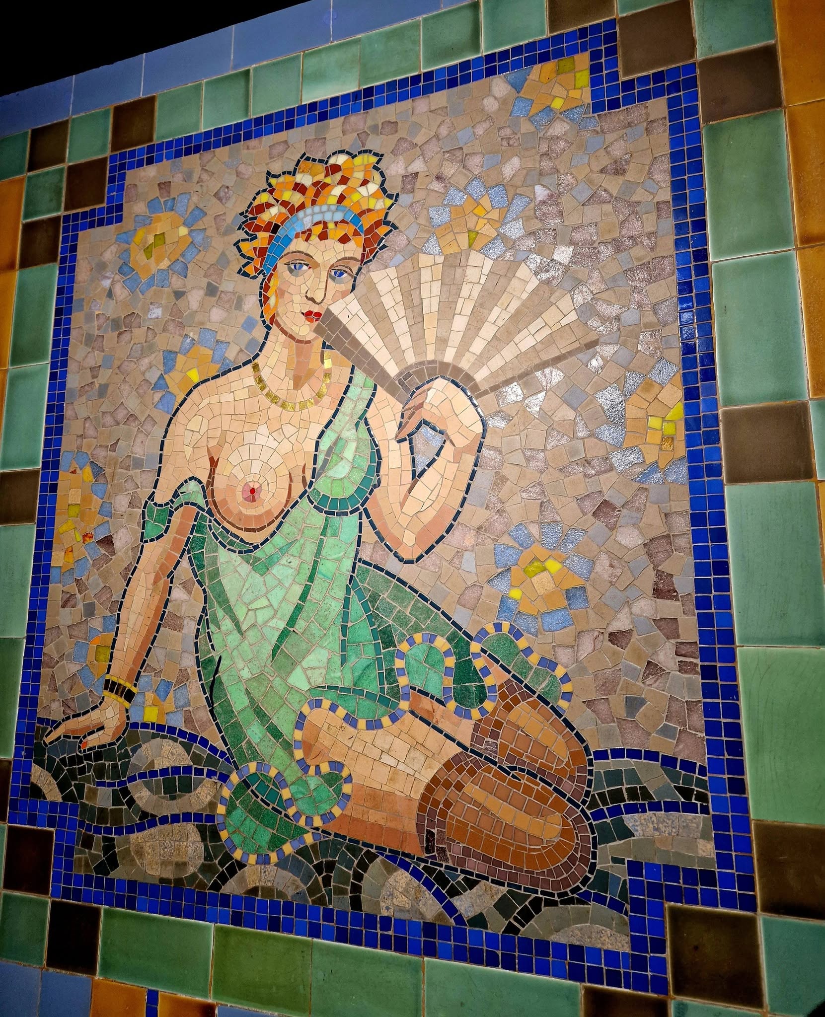 Fresque Aux belles Poules